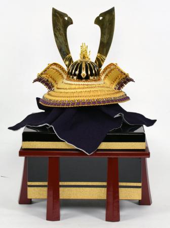 7号金茶兜飾り